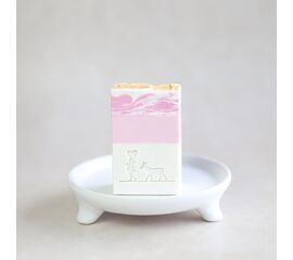 Handgemachte Schweizer Naturseife mit Heidi- und Ziegenmotiv